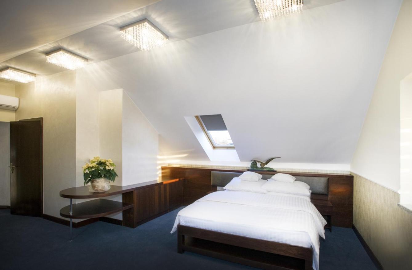 Hotel Inter เบียลานี วร็อคลาฟสเกีย ภายนอก รูปภาพ